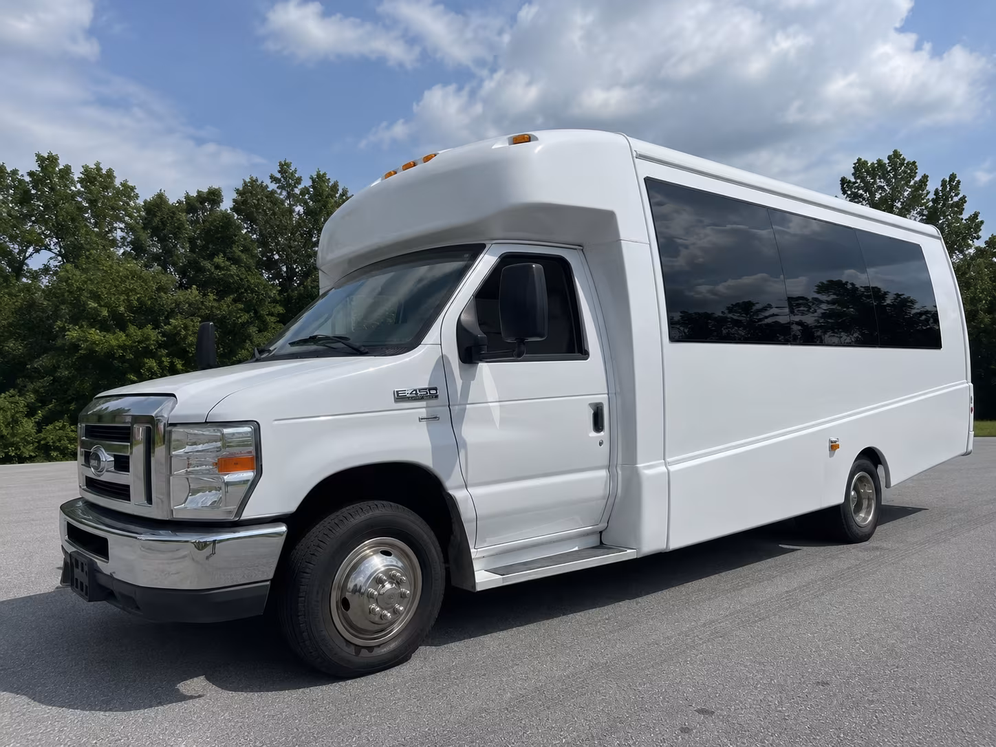 Clearwater Birthday, Sweet 16, & Quinceañera Transportation group transportation