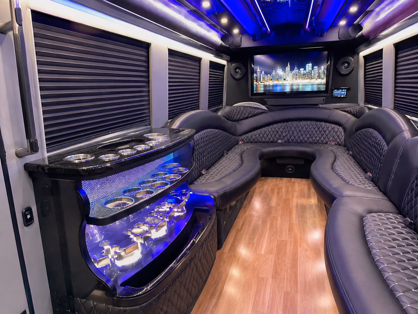 Clearwater Birthday, Sweet 16, & Quinceañera Transportation party bus exterior