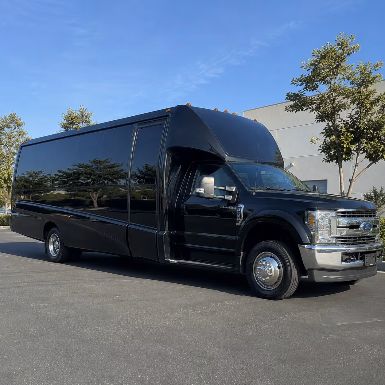 Pinellas Park Birthday, Sweet 16, & Quinceañera Party Bus Rentals