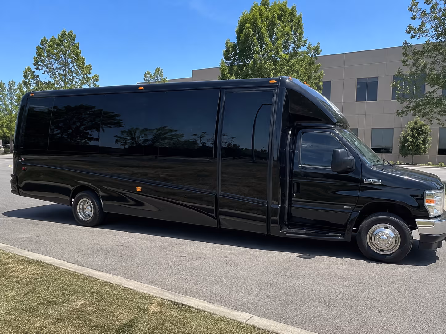 Town 'n' Country Sporting Event Transportation